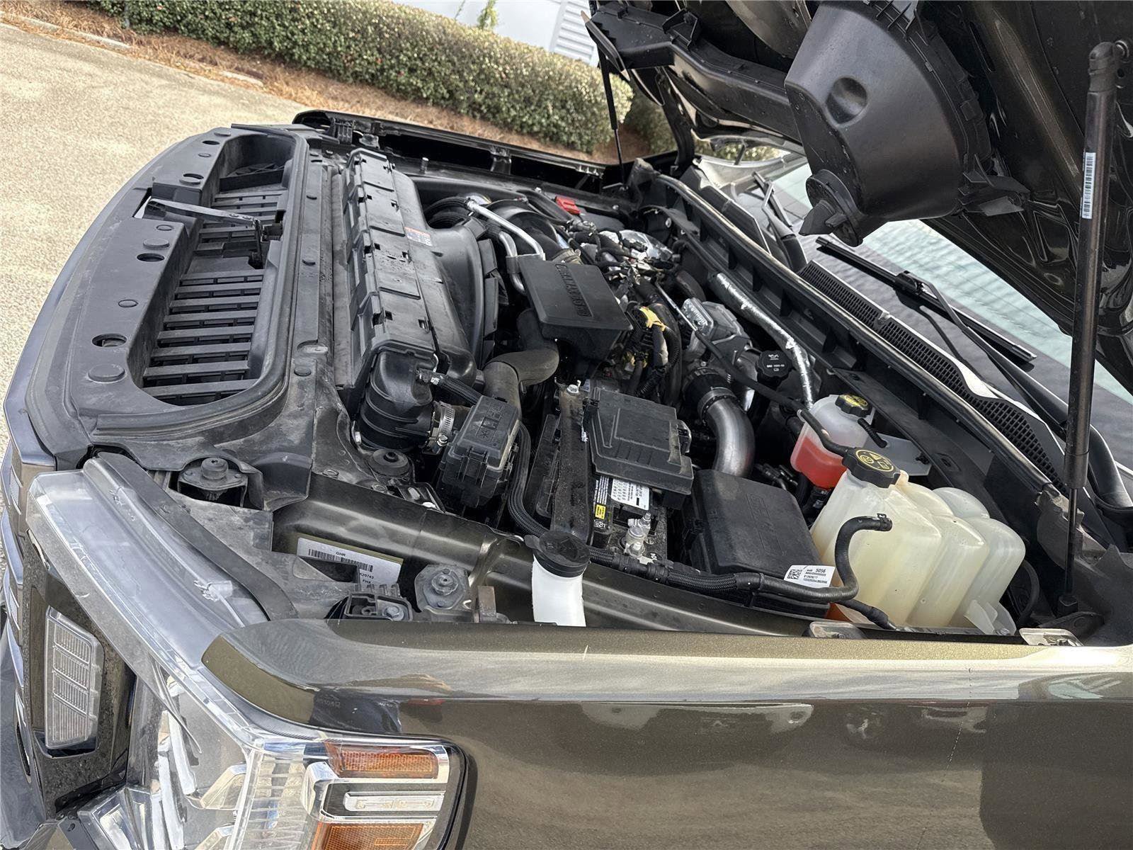 Used 2023 GMC Sierra 2500 AT4 image 30