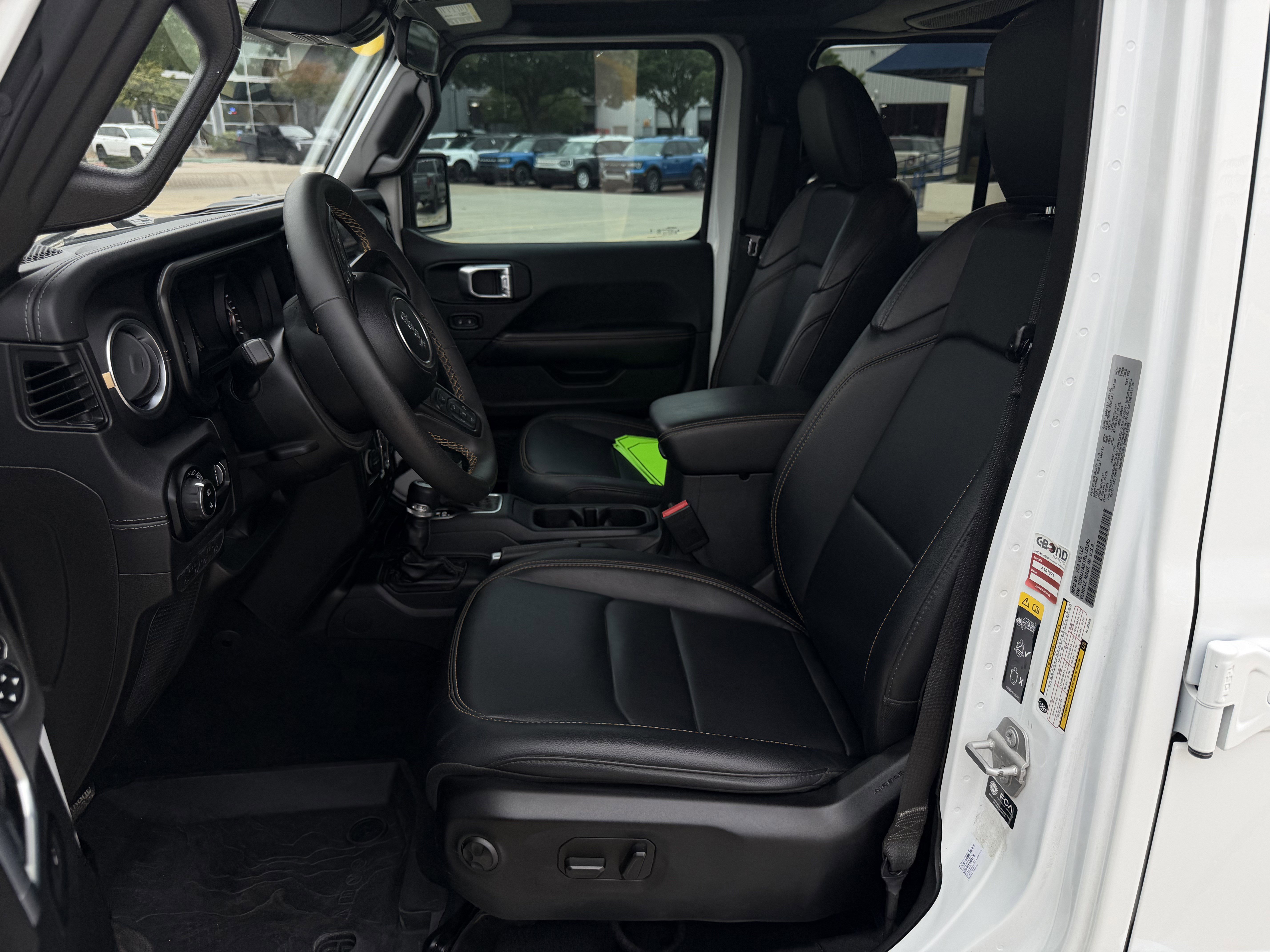 Used 2024 Jeep Gladiator Sport AWD/4WD image 17