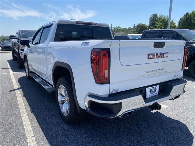 Used 2020 GMC Sierra 1500 SLT w/ SLT Premium Package AWD/4WD image 4