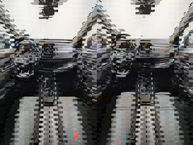 Used 2023 Nissan Rogue SV image 6