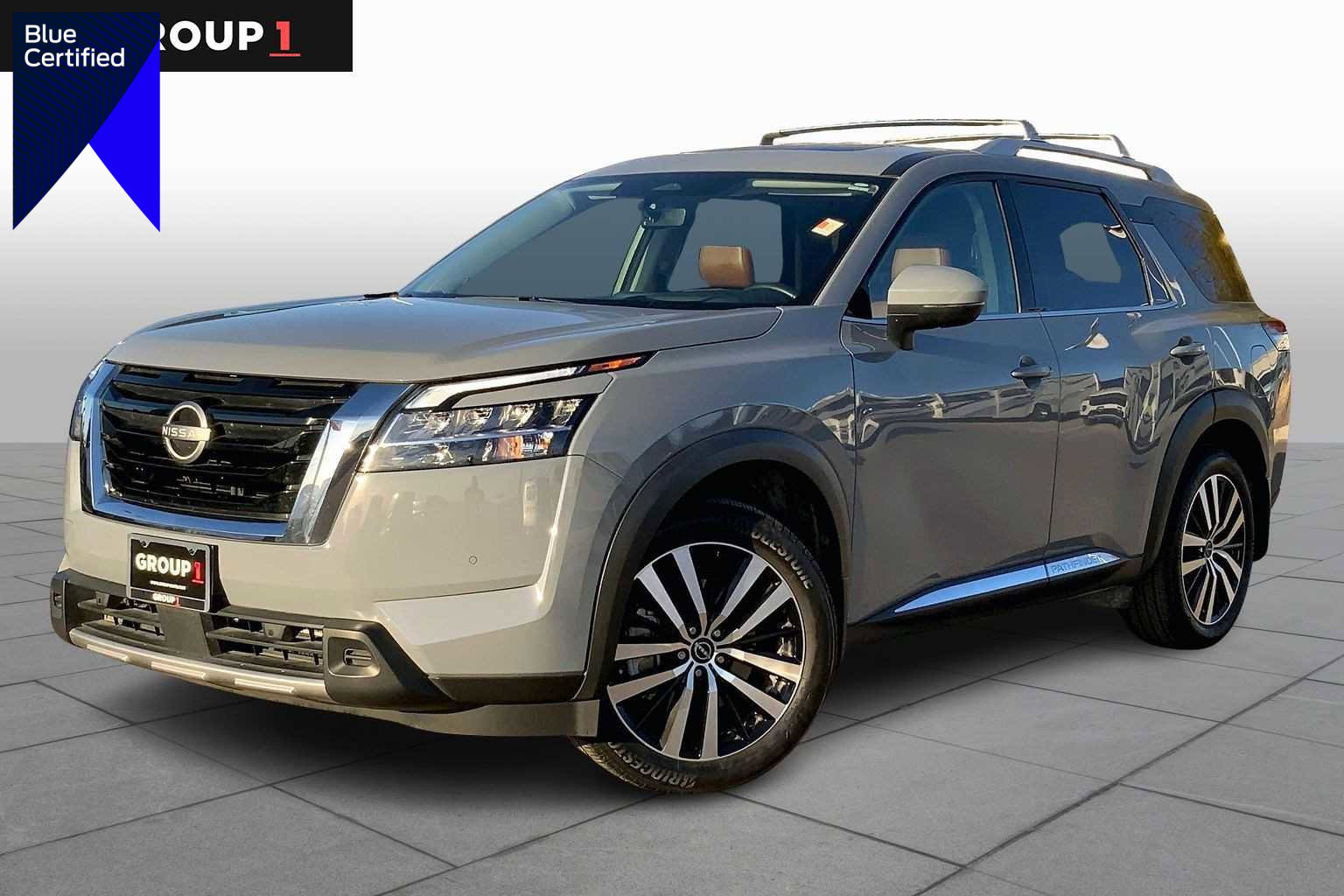 Used 2024 Nissan Pathfinder Platinum w/ Cargo Package image 1