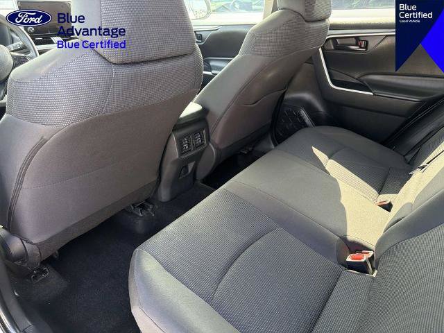 Used 2024 Toyota RAV4 LE AWD/4WD image 9