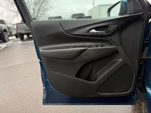 Used 2021 Chevrolet Equinox LT image 25