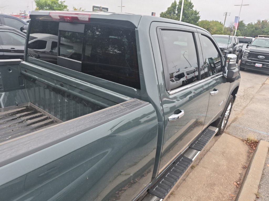 Used 2026 Chevrolet Silverado 2500 LTZ w/ LTZ Premium Package AWD/4WD image 25