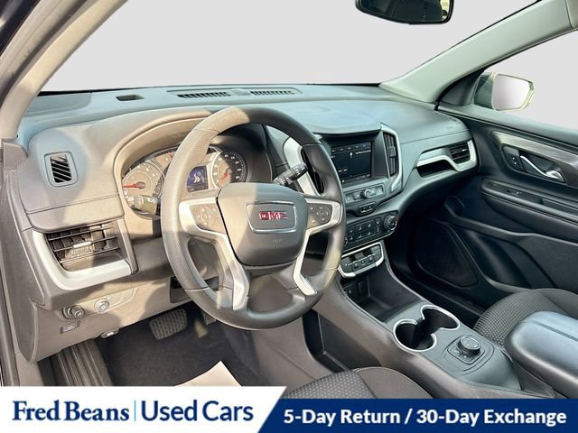 Used 2022 GMC Terrain SLE image 11