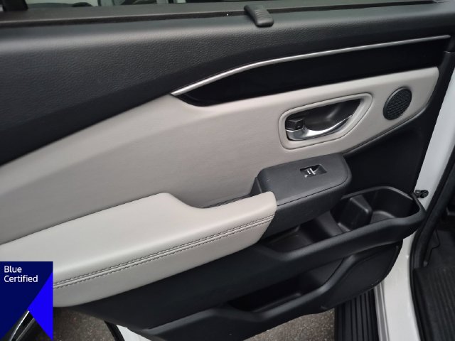 Used 2024 Honda Pilot Touring image 29