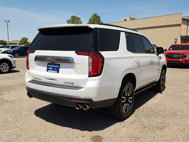 Used 2024 GMC Yukon AT4 w/ Technology Package AWD/4WD image 7