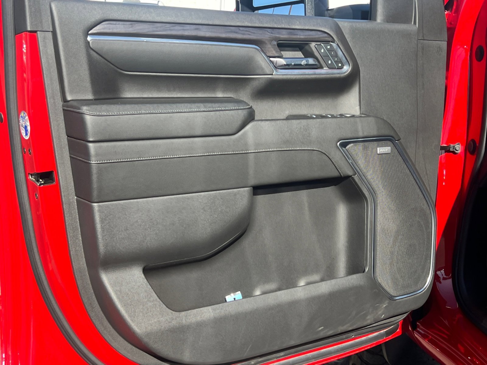 Used 2024 Chevrolet Silverado 2500 LTZ w/ LTZ Plus Package image 13