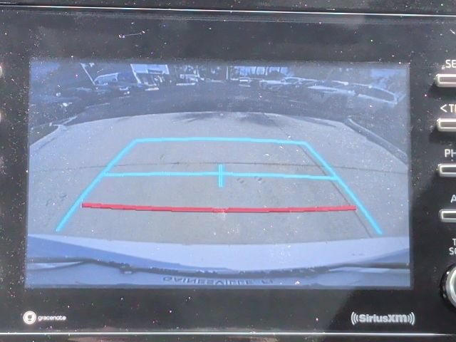 Used 2022 Toyota Camry SE FWD image 21