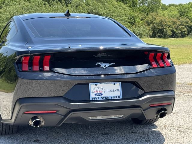 Certified 2025 Ford Mustang Coupe RWD image 7