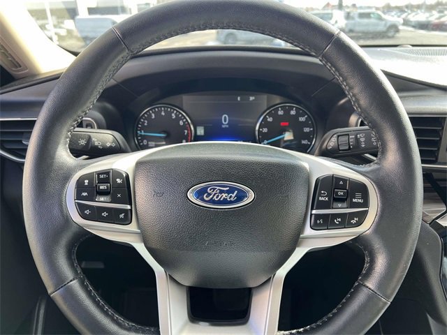 Certified 2023 Ford Explorer Limited w/ Equipment Group 301A image 16