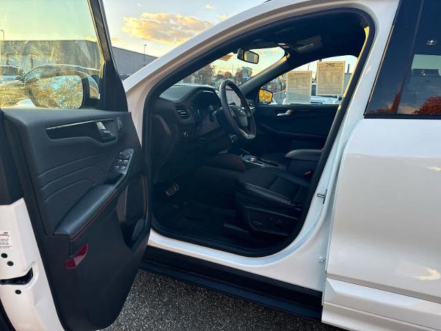 Certified 2023 Ford Escape ST-Line Elite image 8