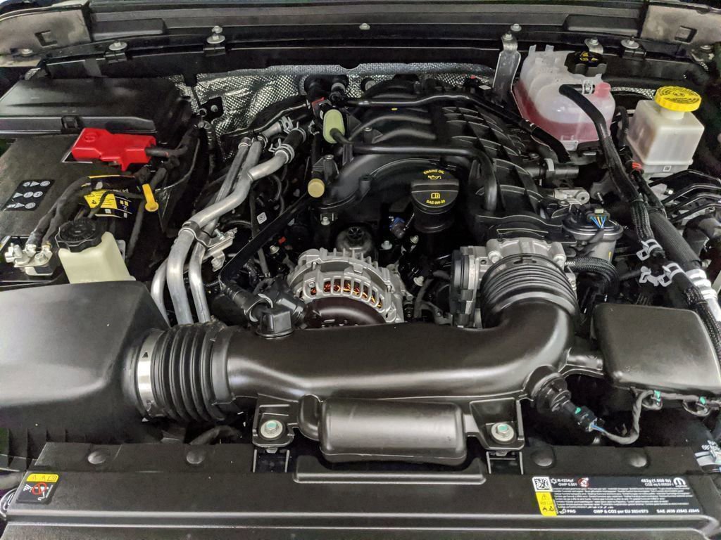 Used 2025 Jeep Gladiator Sport AWD/4WD image 88