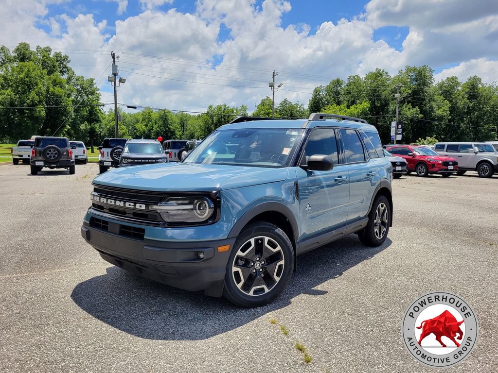 Certified 2023 Ford Bronco Sport Outer Banks w/ Tech Package AWD/4WD image 1