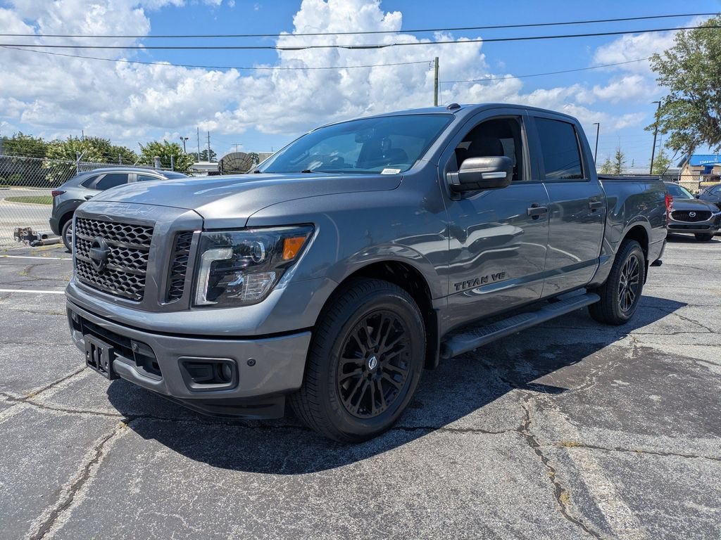 Used 2019 Nissan Titan SV w/ SV Convenience Package RWD image 8