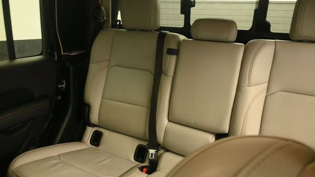 Used 2020 Jeep Gladiator Mojave AWD/4WD image 21
