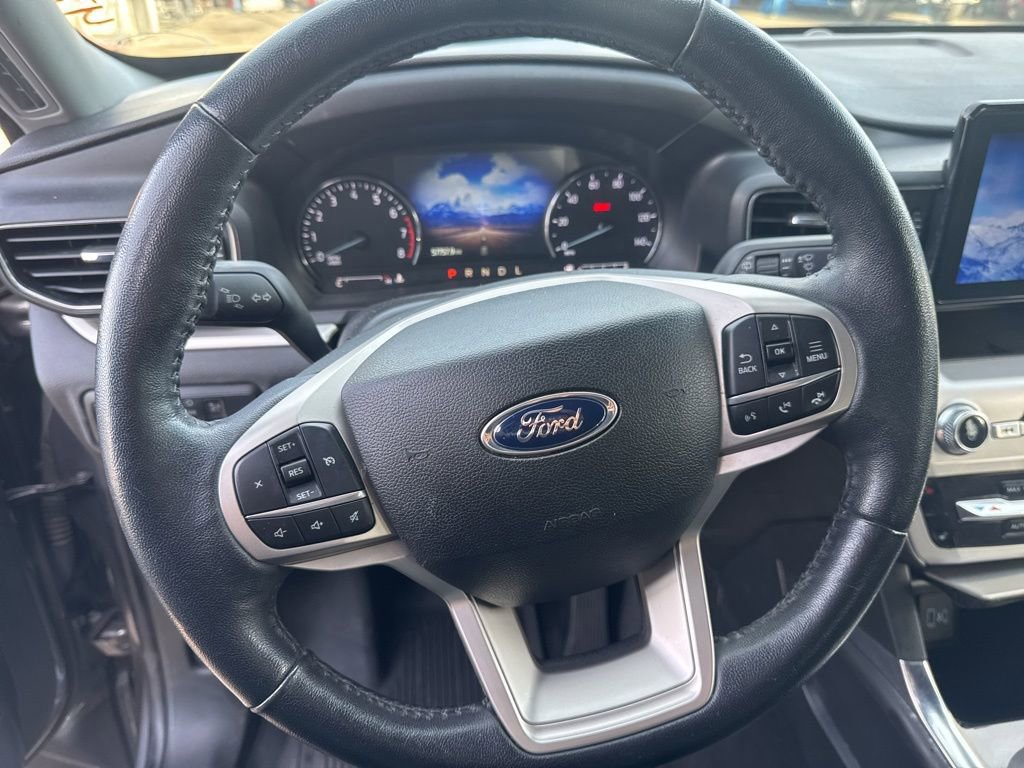 Certified 2022 Ford Explorer XLT w/ Equipment Group 202A image 12