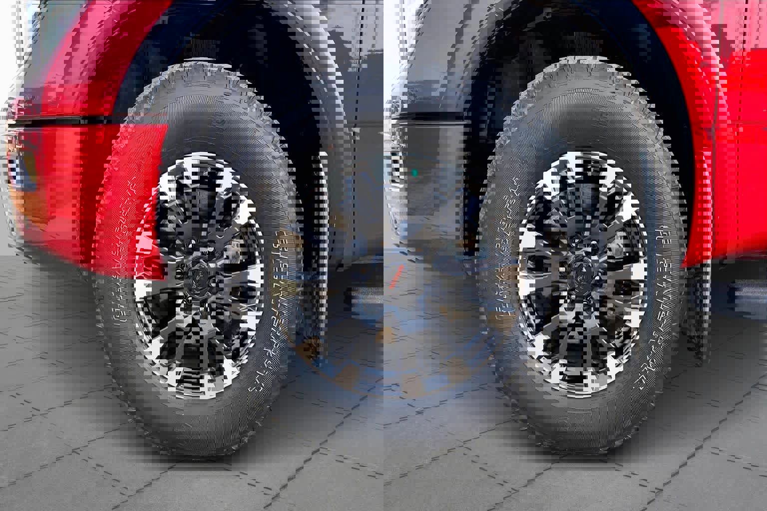 Used 2022 Nissan Titan PRO-4X w/ Pro-4x Convenience Package image 13