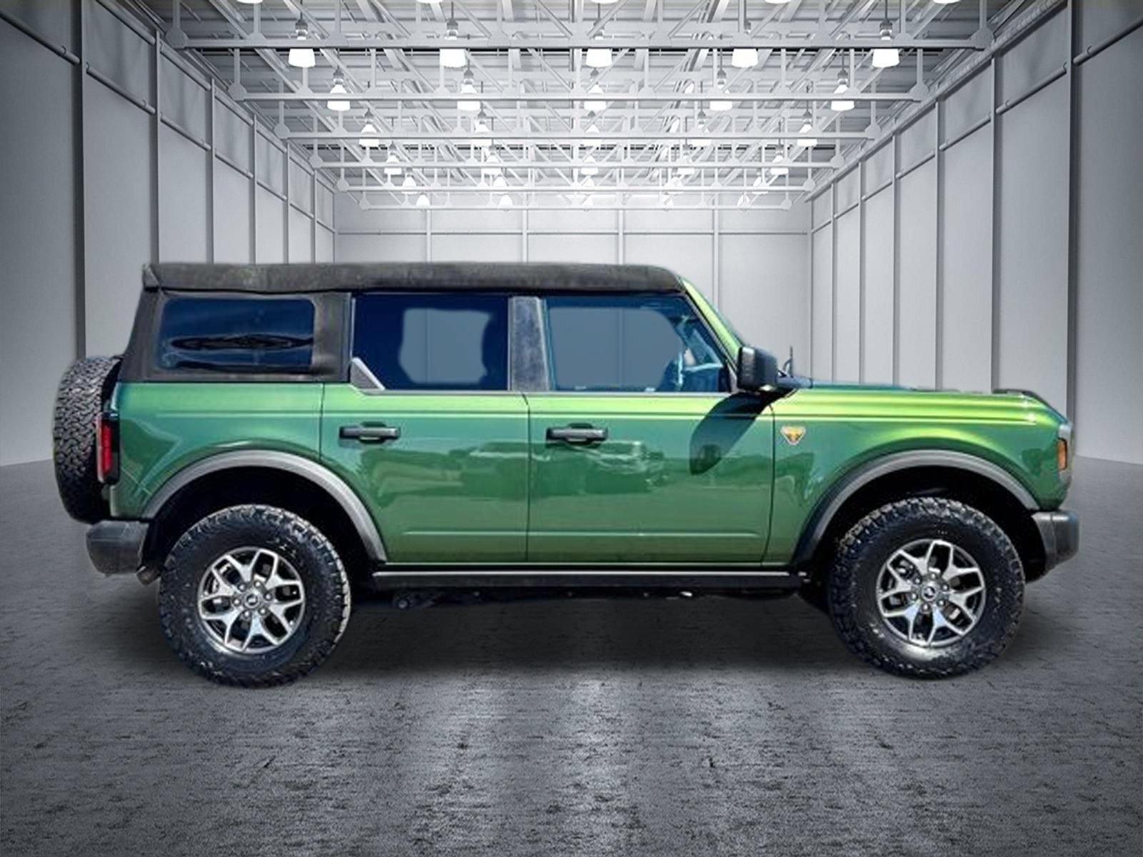 Certified 2023 Ford Bronco Badlands AWD/4WD image 5