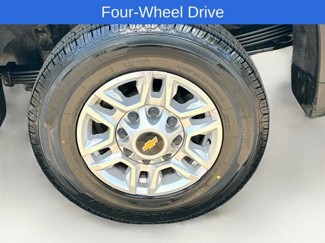 Used 2022 Chevrolet Silverado 2500 LT w/ Convenience Package AWD/4WD image 9