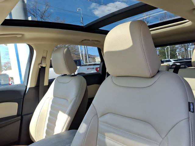 Certified 2023 Ford Edge SEL w/ Convenience Package AWD/4WD image 17