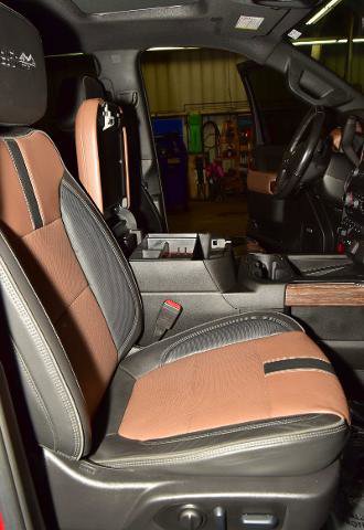 Used 2022 Chevrolet Silverado 3500 High Country w/ Safety Package II image 30