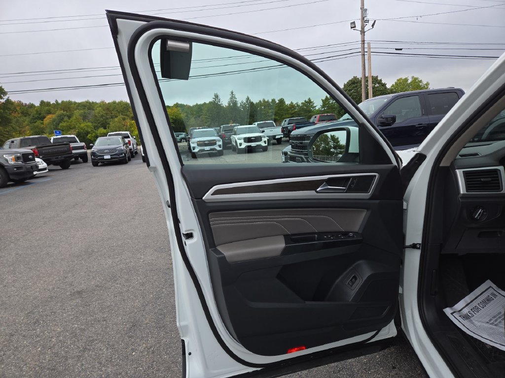 Used 2021 Volkswagen Atlas SE AWD/4WD image 5