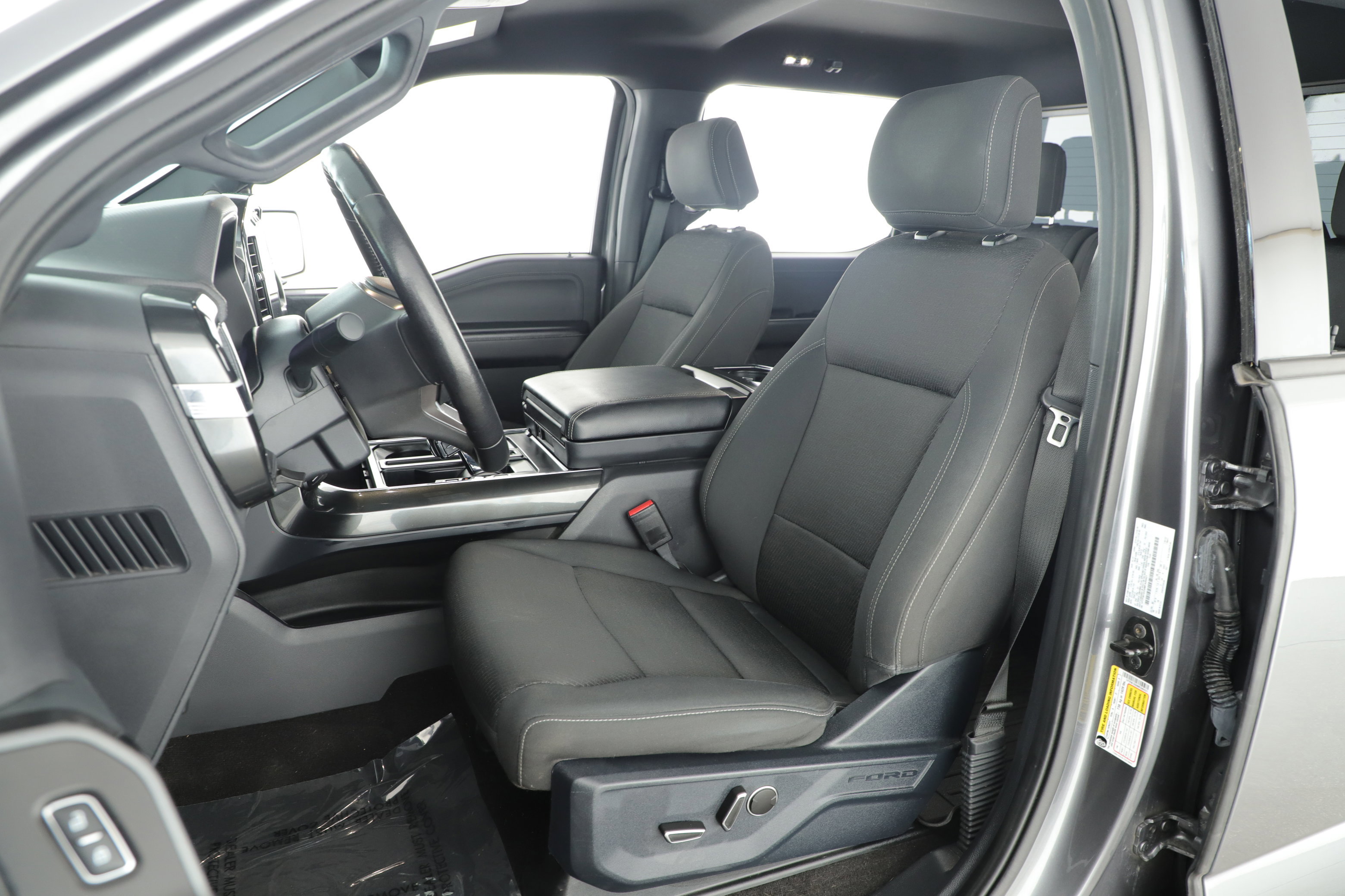 Certified 2021 Ford F150 XLT w/ Equipment Group 302A High image 13