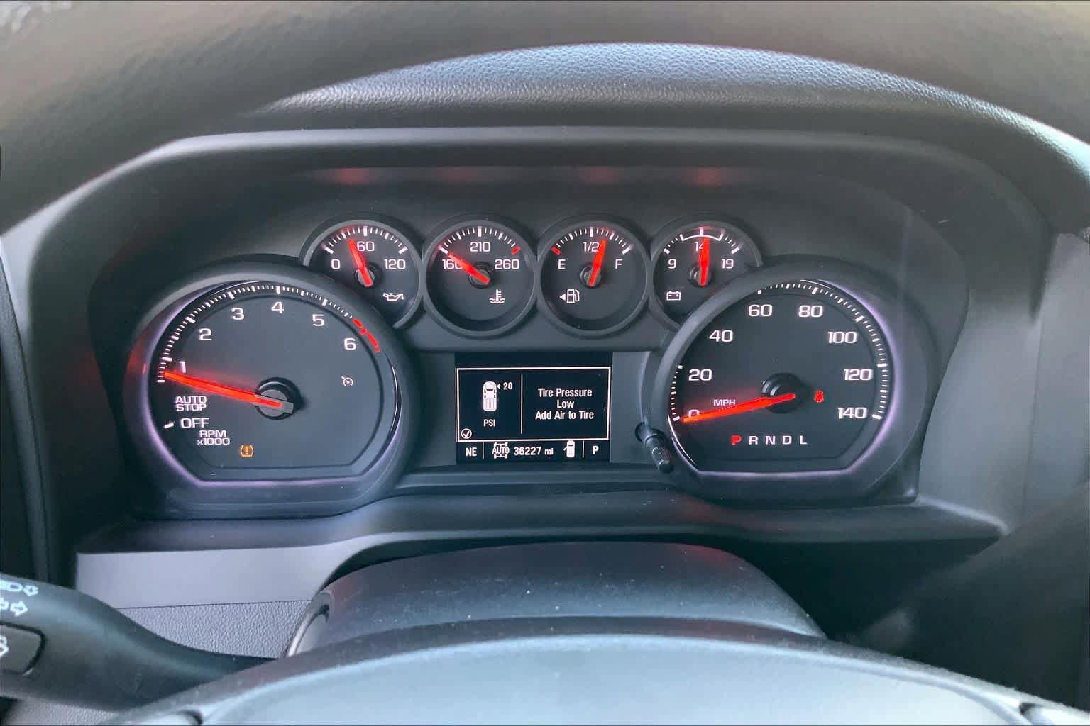 Used 2024 Chevrolet Silverado 1500 Custom Trail Boss w/ Dark Appearance Package AWD/4WD image 23