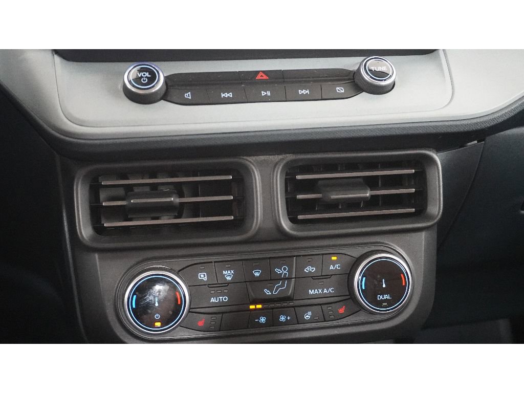 Certified 2024 Ford Maverick Lariat w/ FX4 Off-Road Package image 31