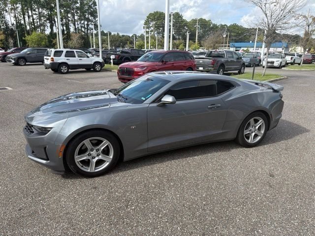 Used 2020 Chevrolet Camaro LT RWD image 11