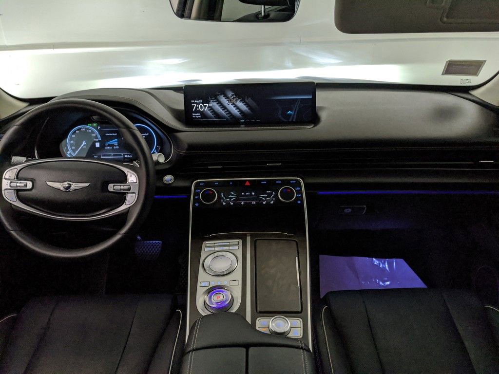 Used 2022 Genesis GV80 2.5T w/ Prestige Package 04 image 14