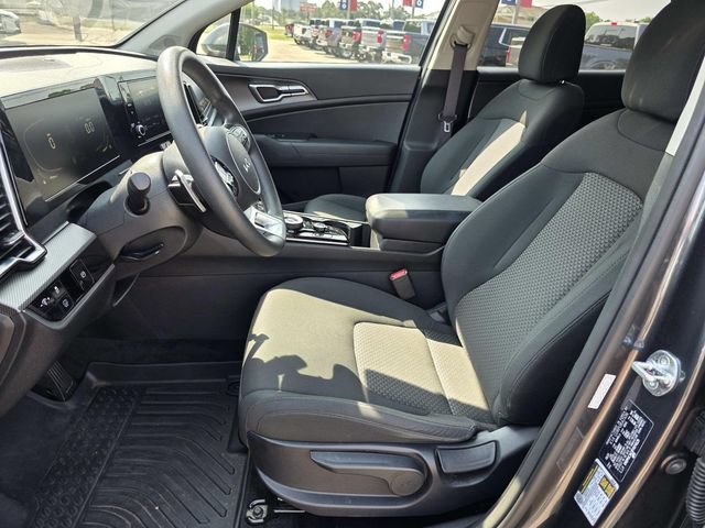 Used 2023 Kia Sportage LX AWD/4WD image 12