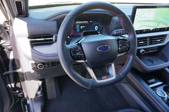 Certified 2025 Ford Explorer ST w/ Sun And Sound Package AWD/4WD image 15
