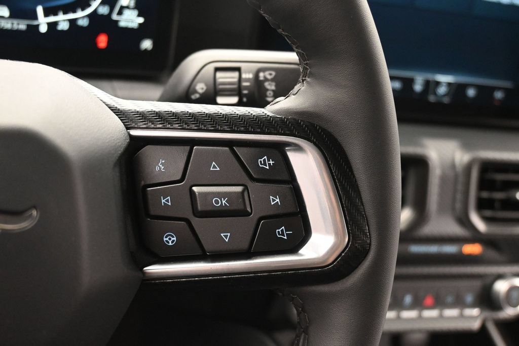 Certified 2024 Ford Mustang Coupe RWD image 19