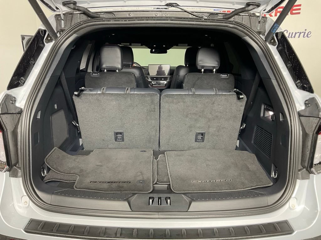 Certified 2026 Ford Explorer ST w/ Sun And Sound Package AWD/4WD image 11