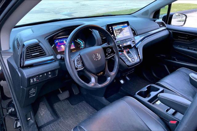 Used 2023 Honda Odyssey Elite image 17