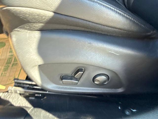 Used 2025 Jeep Compass Limited AWD/4WD image 17