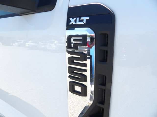 Certified 2024 Ford F250 XLT w/ FX4 Off-Road Package AWD/4WD image 12