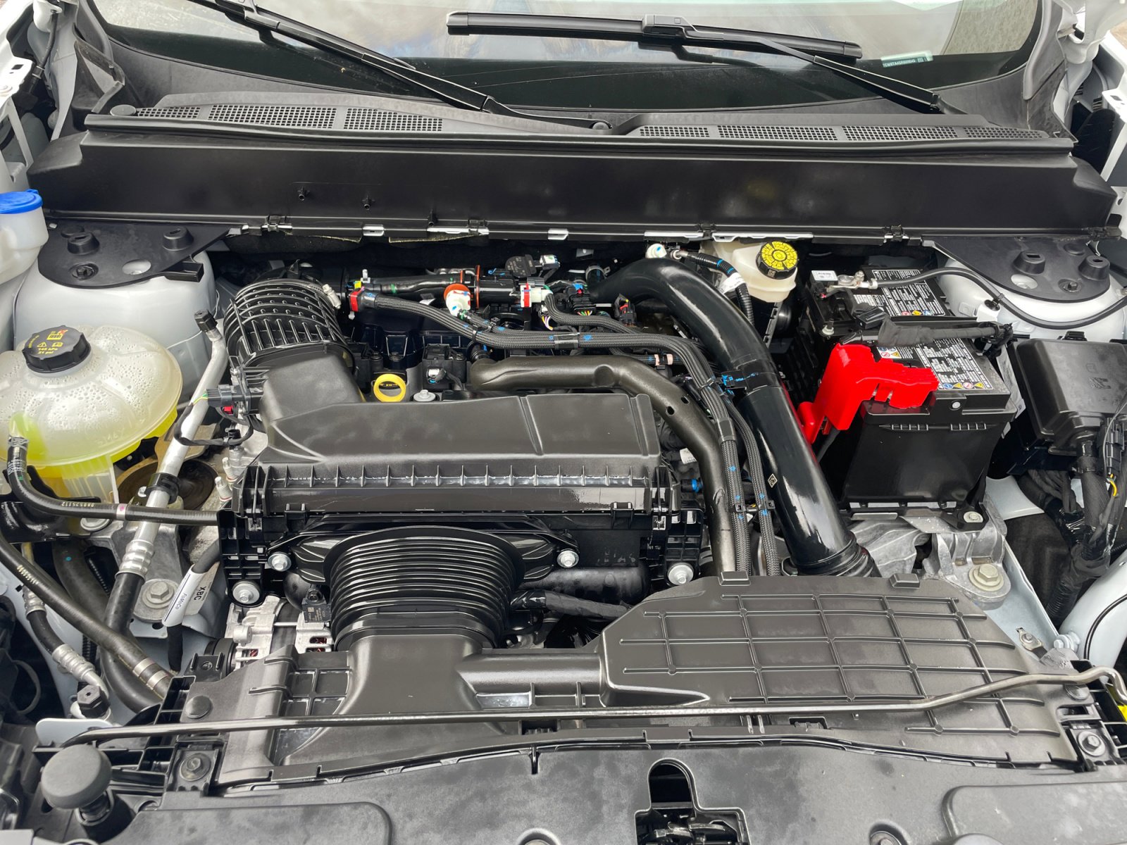 Certified 2025 Ford Maverick Lobo AWD/4WD image 32