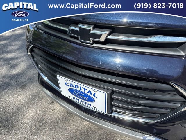 Used 2021 Chevrolet Trax LT image 10