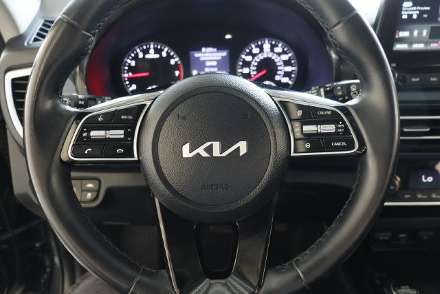 Used 2022 Kia Seltos Nightfall Edition AWD/4WD image 14