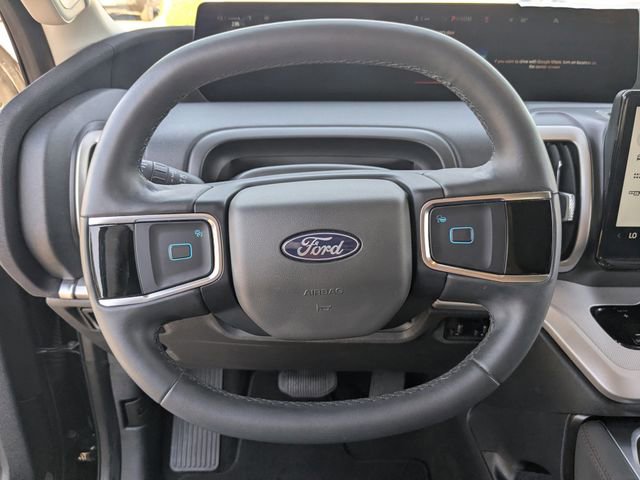 Certified 2025 Ford Expedition Active RWD image 33