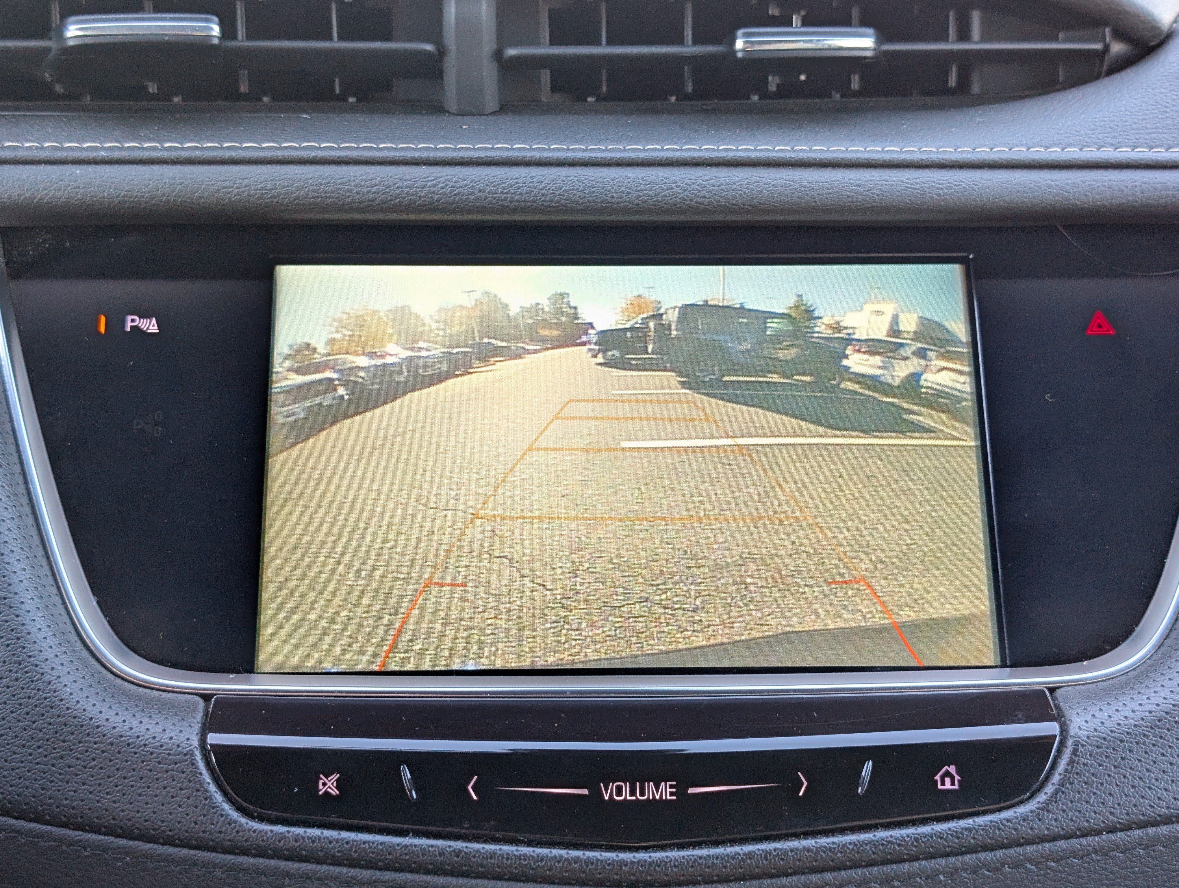 Used 2018 Cadillac XT5 AWD image 32