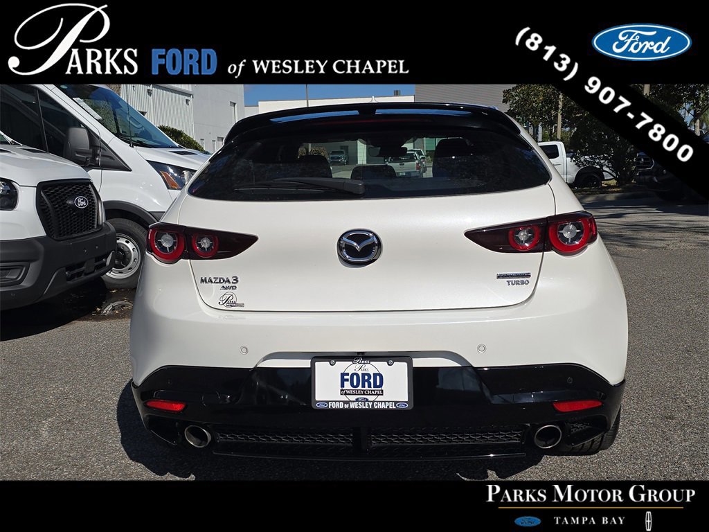 Used 2024 MAZDA MAZDA3 Hatchback w/ Appearance Package image 4