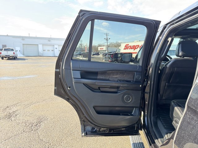 Certified 2021 Ford Expedition Limited image 28