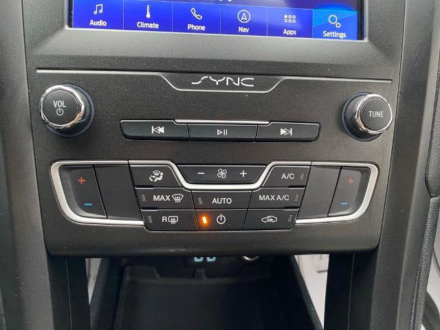 Certified 2020 Ford Fusion SE w/ Equipment Group 151A image 23