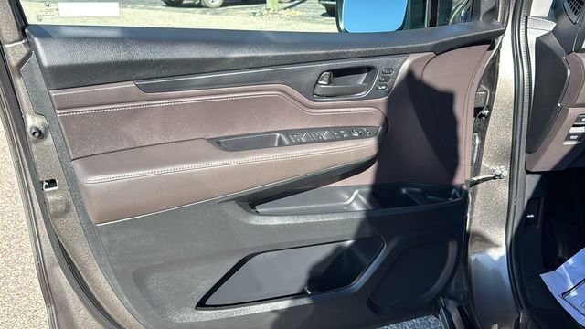 Used 2023 Honda Odyssey EX-L image 12