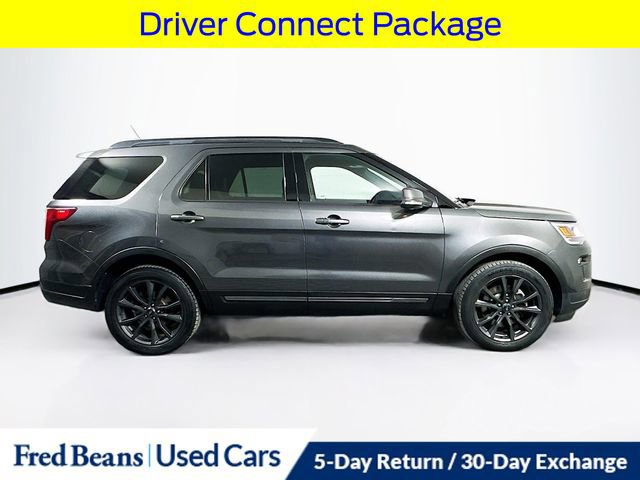 Certified 2018 Ford Explorer XLT w/ Equipment Group 202A image 6