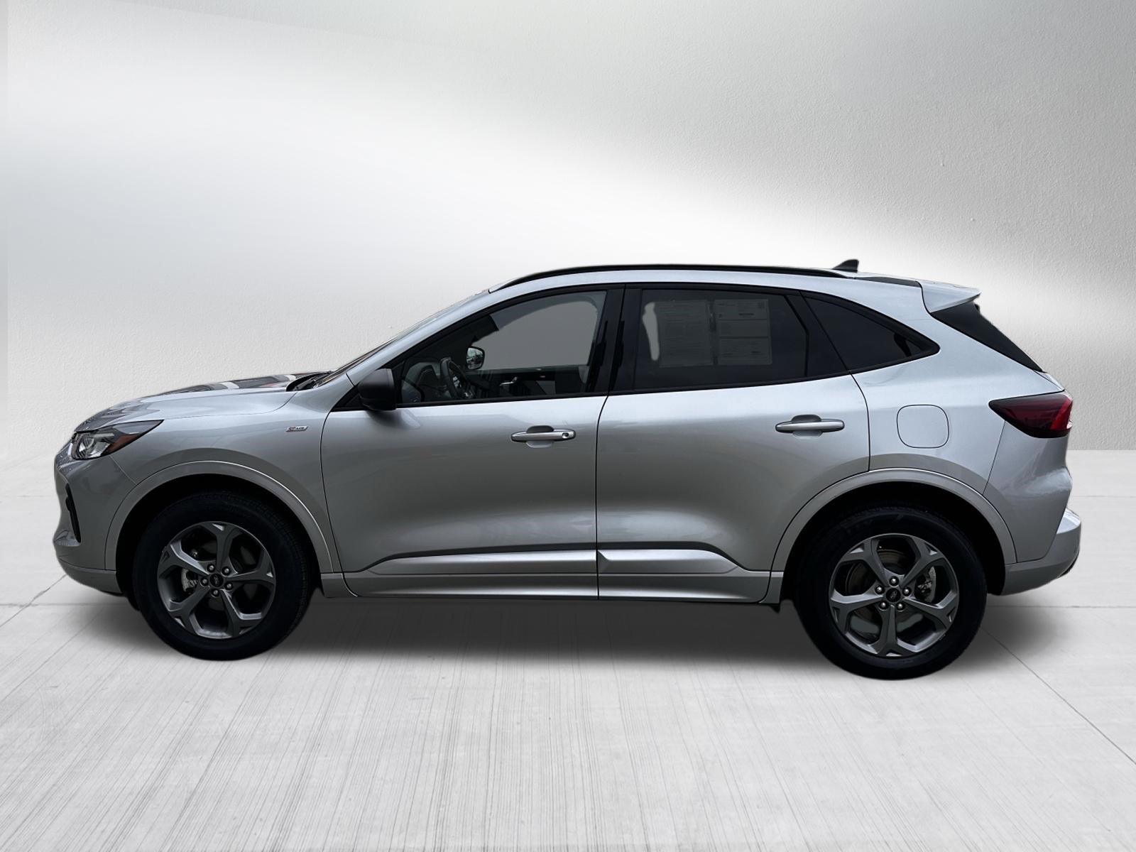 Certified 2024 Ford Escape ST-Line AWD/4WD image 4